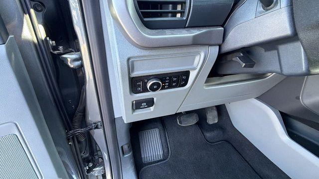 2025 Ford F-150 - $48,995