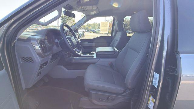2025 Ford F-150 - $48,995