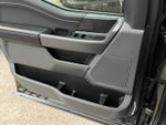 2025 F-150 Thumbnail 24