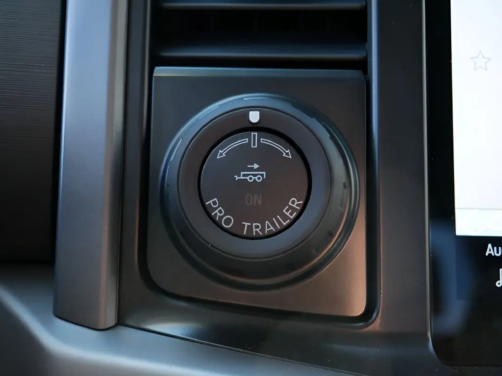 2025 Ford F-150 - $46,845