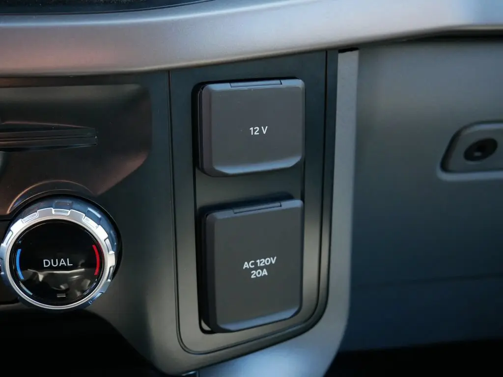 2025 Ford F-150 - $46,845