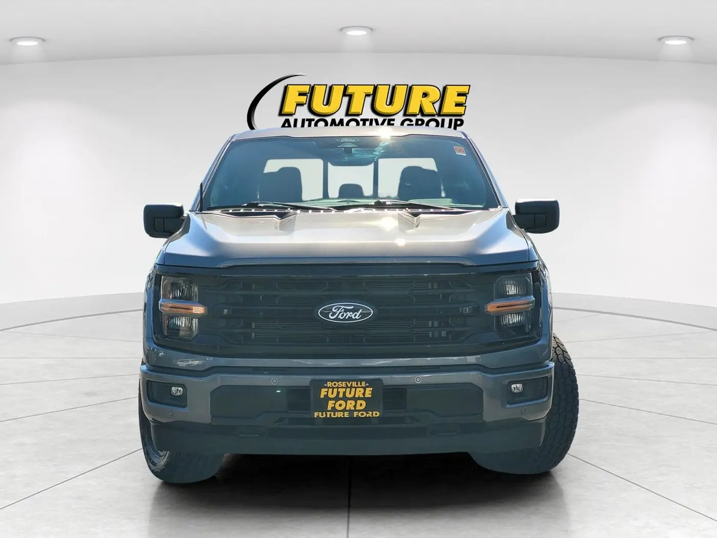 2024 Ford F-150 XLT — photo 1 of 12