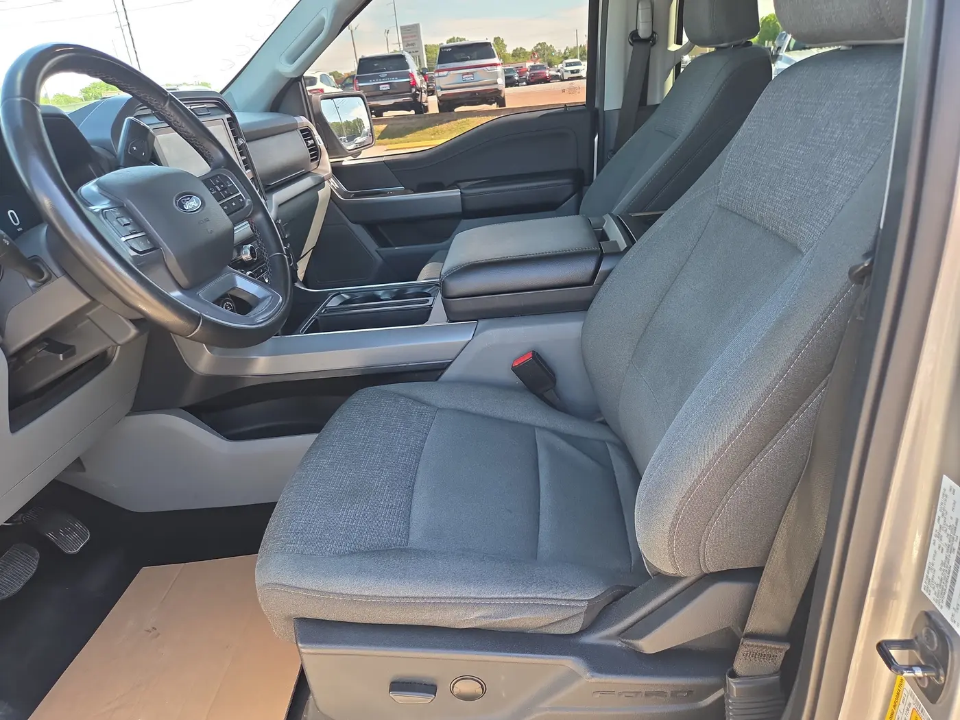 2024 Ford F-150 - $35,995