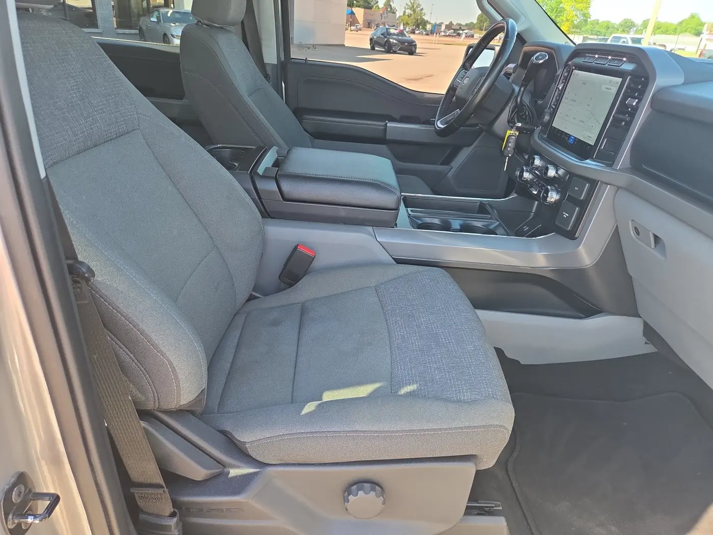 2024 Ford F-150 - $35,995