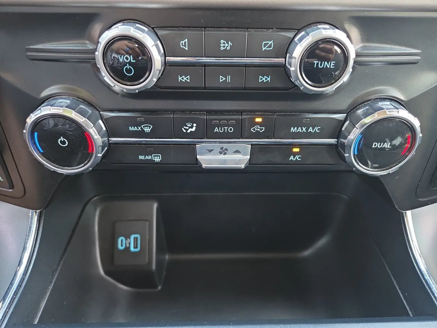 2024 Ford F-150 - $35,995