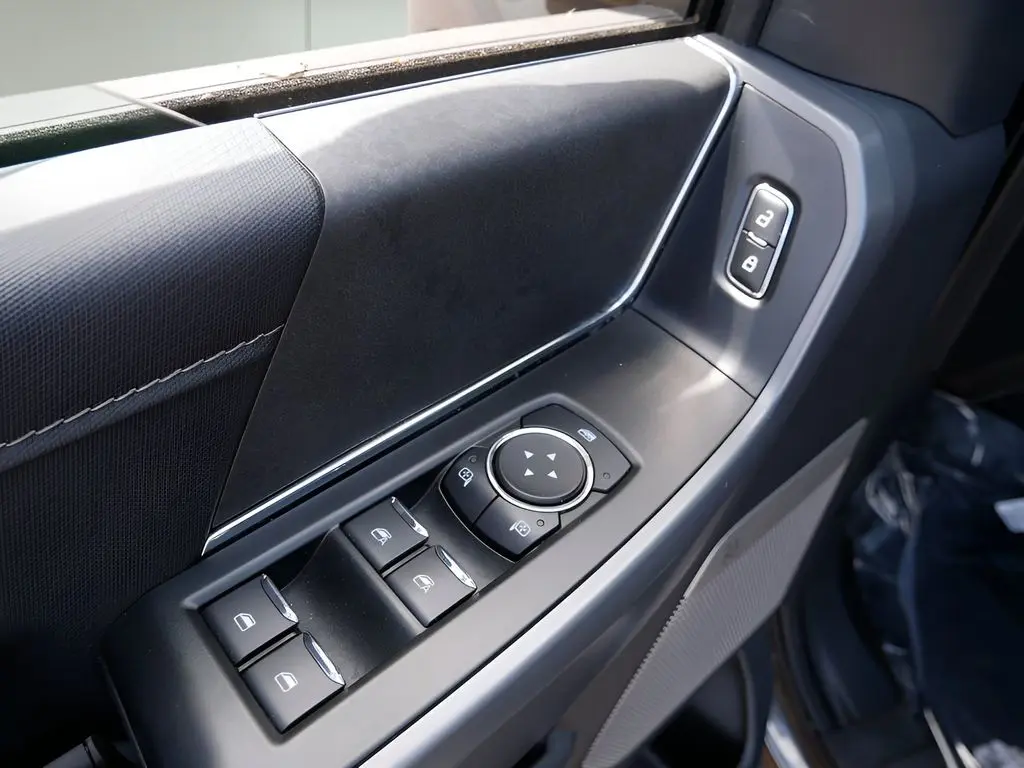 2025 Ford F-150 - $50,150