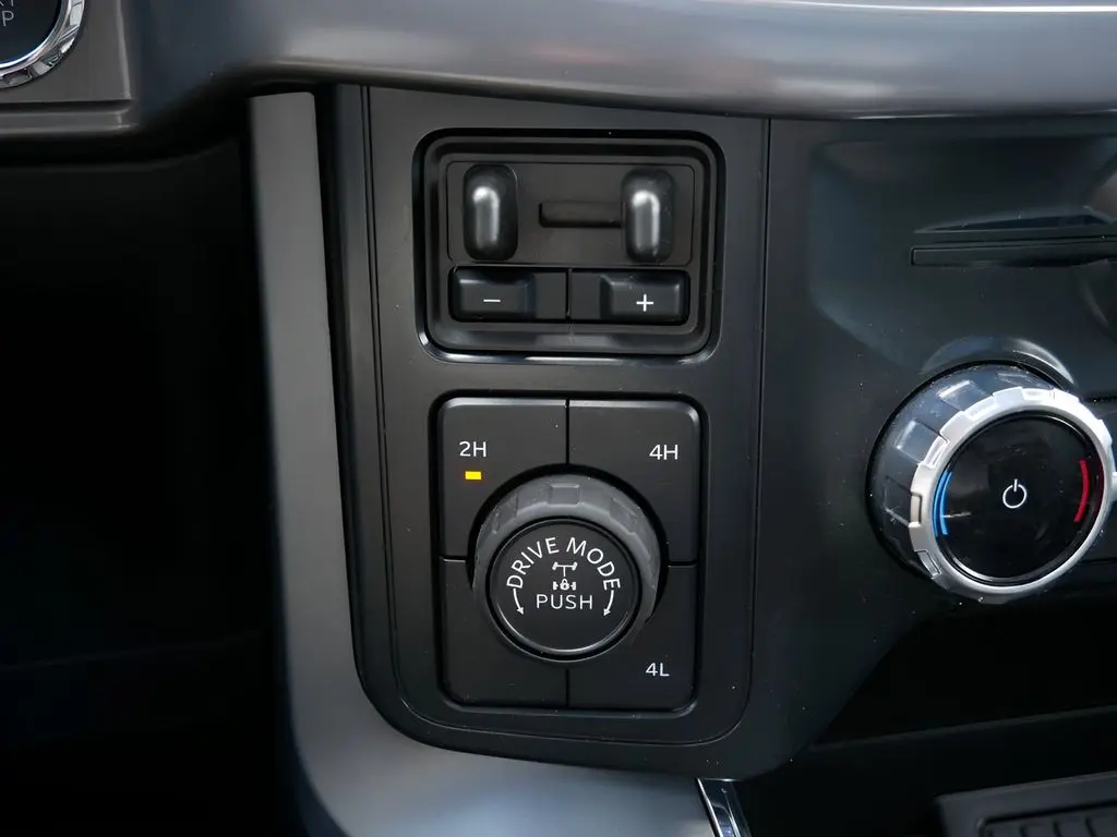 2025 Ford F-150 - $50,150