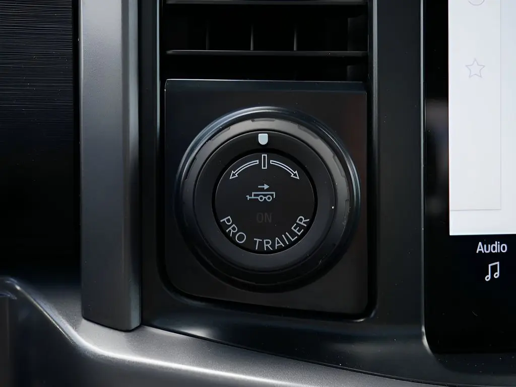 2025 Ford F-150 - $50,150