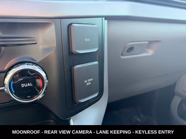 2024 Ford F-150 - $43,995