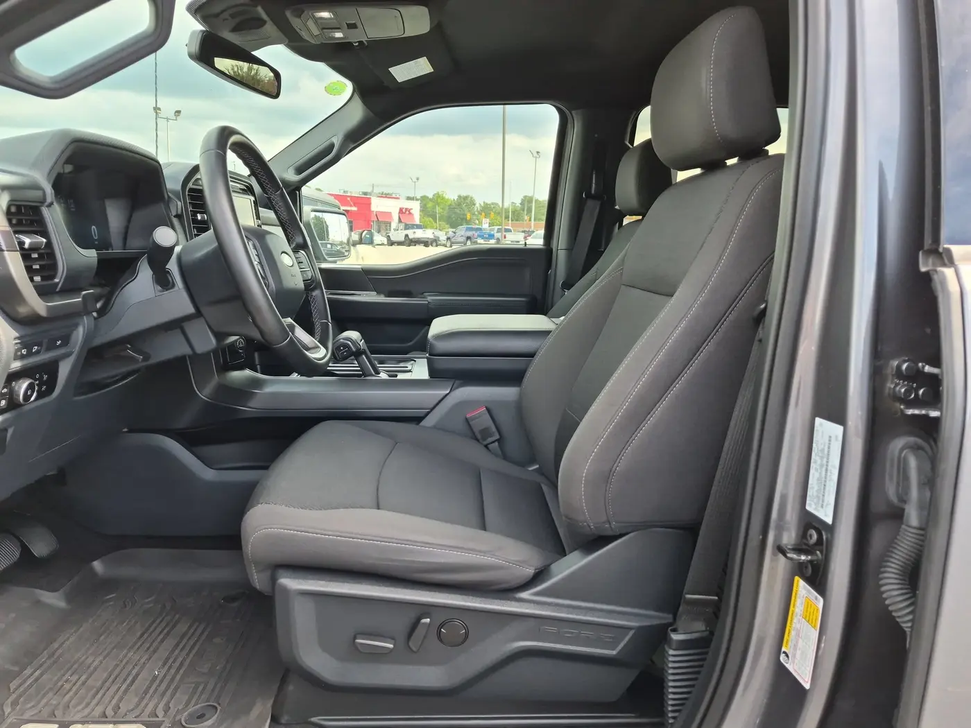 2024 Ford F-150 - $42,995