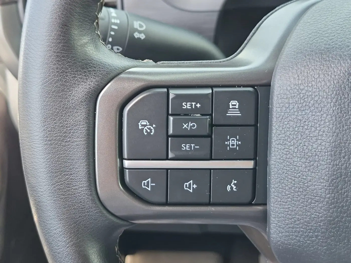 2024 Ford F-150 - $42,995