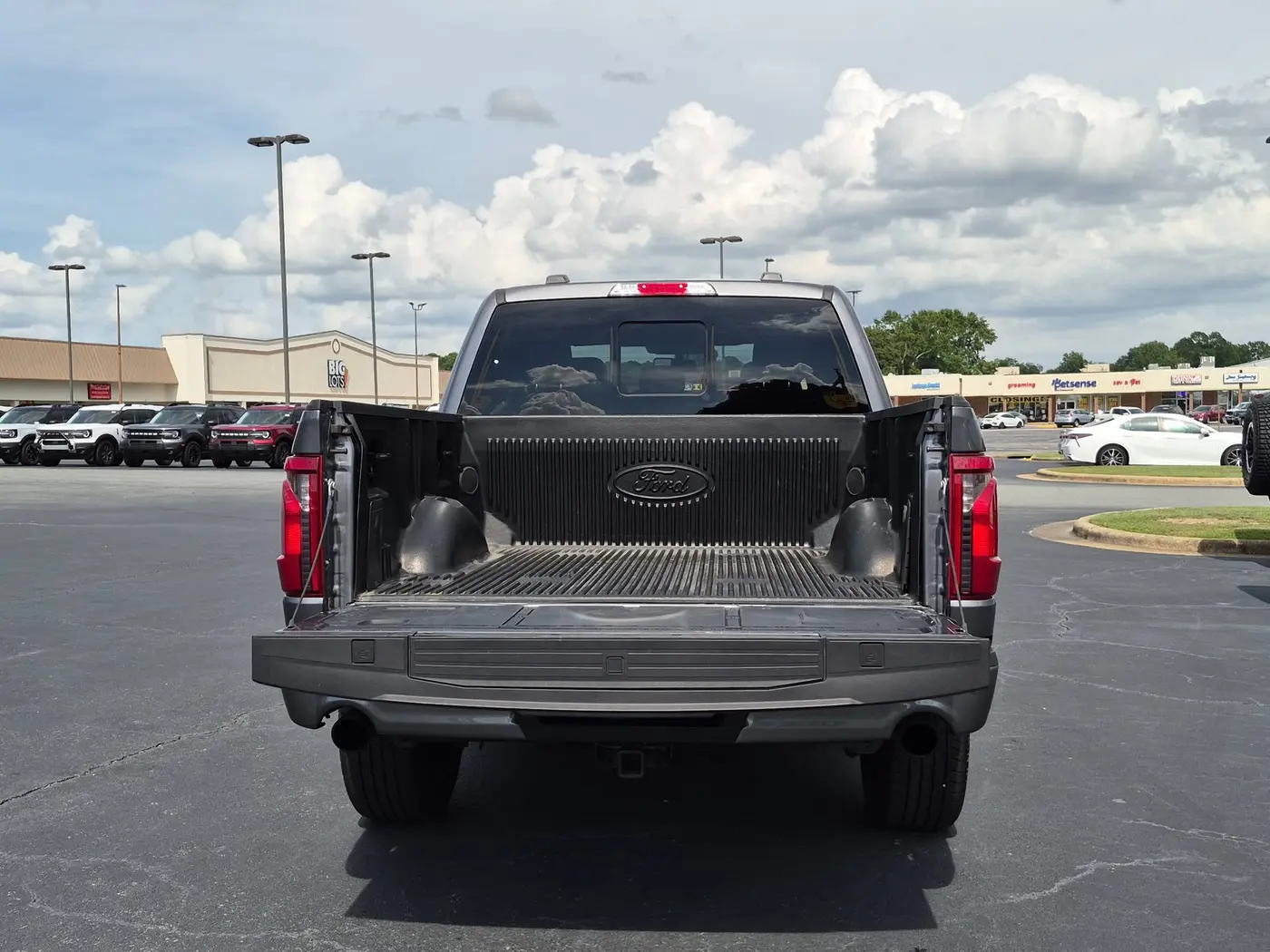 2024 Ford F-150 - $42,995