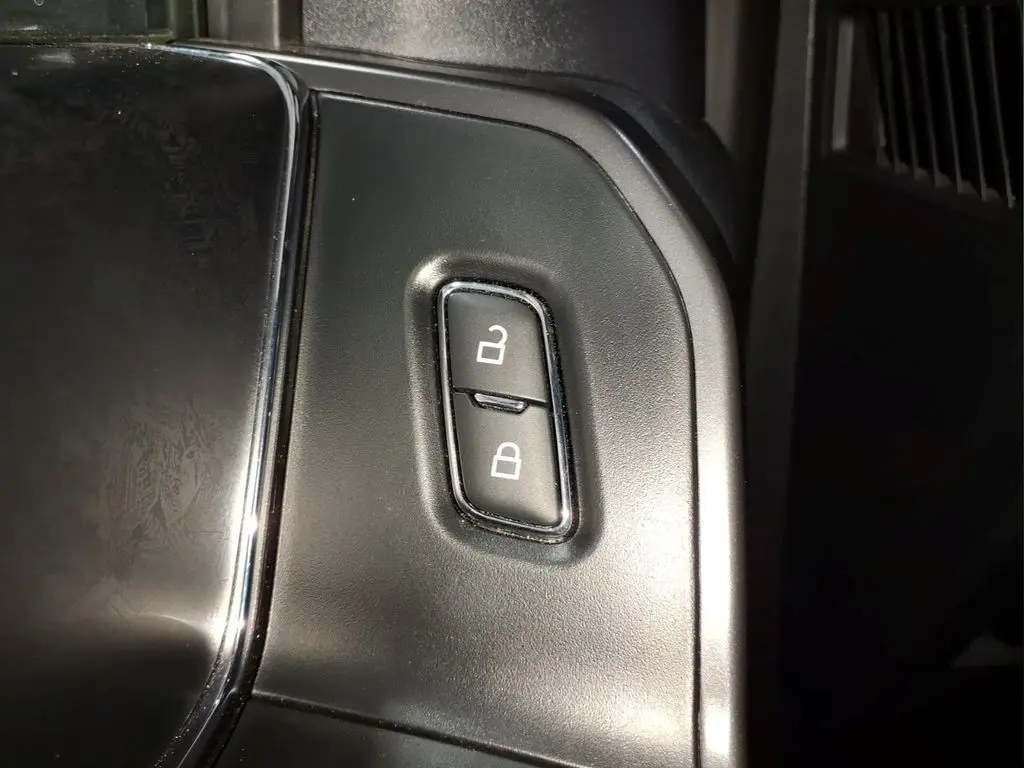 2025 Ford F-150 - $58,933