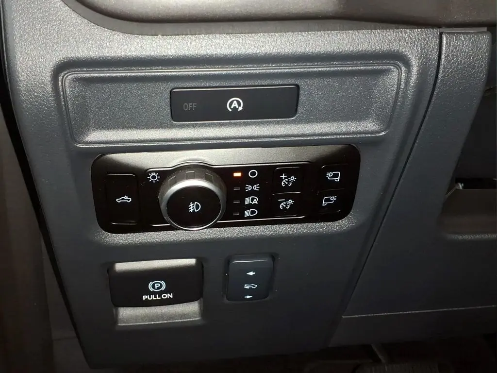 2025 Ford F-150 - $58,933