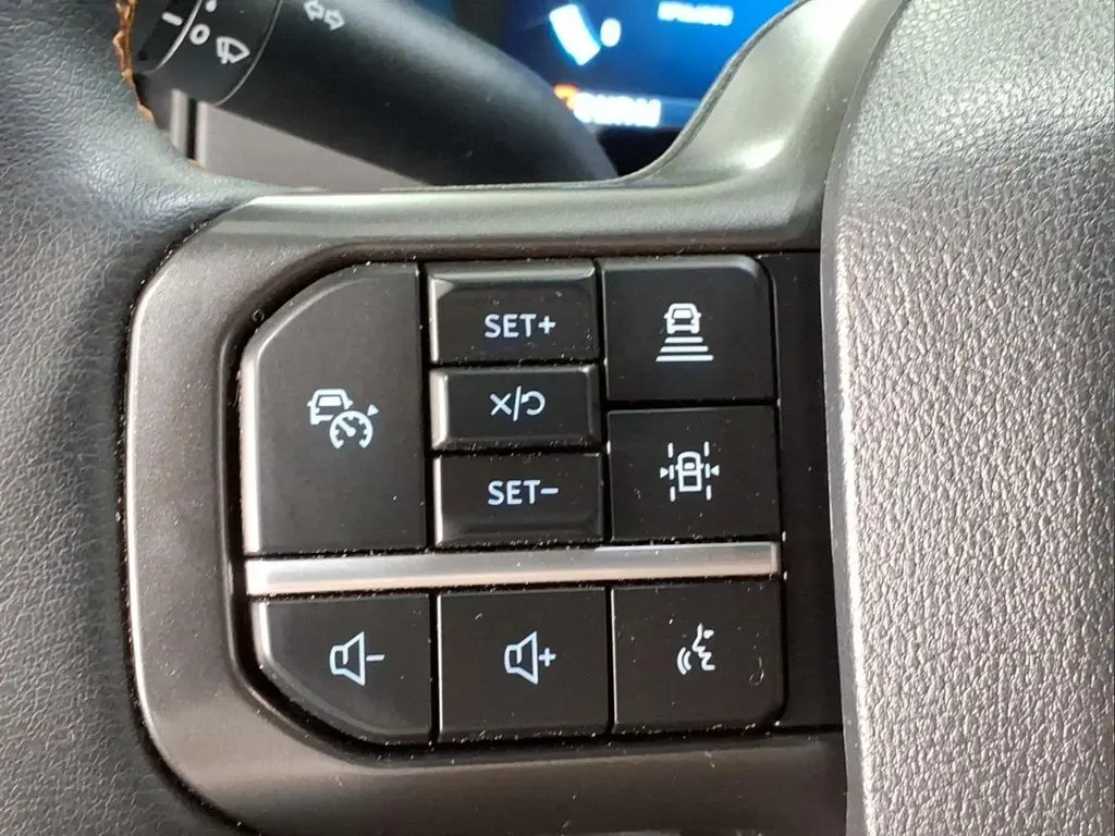 2025 Ford F-150 - $58,933