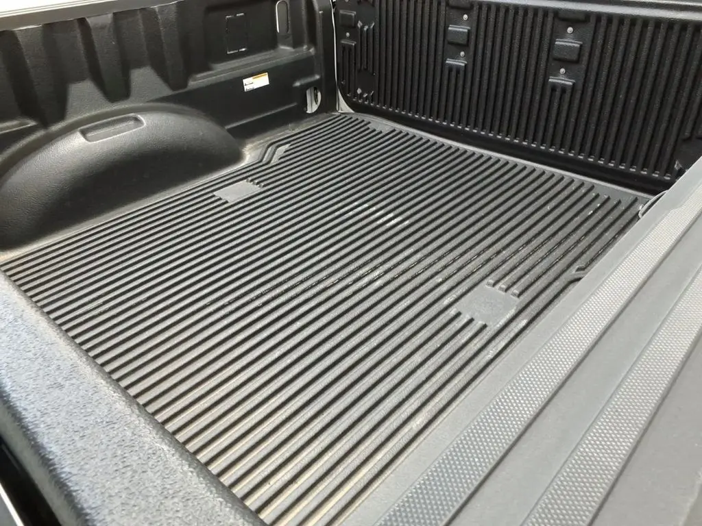 2025 Ford F-150 - $58,933