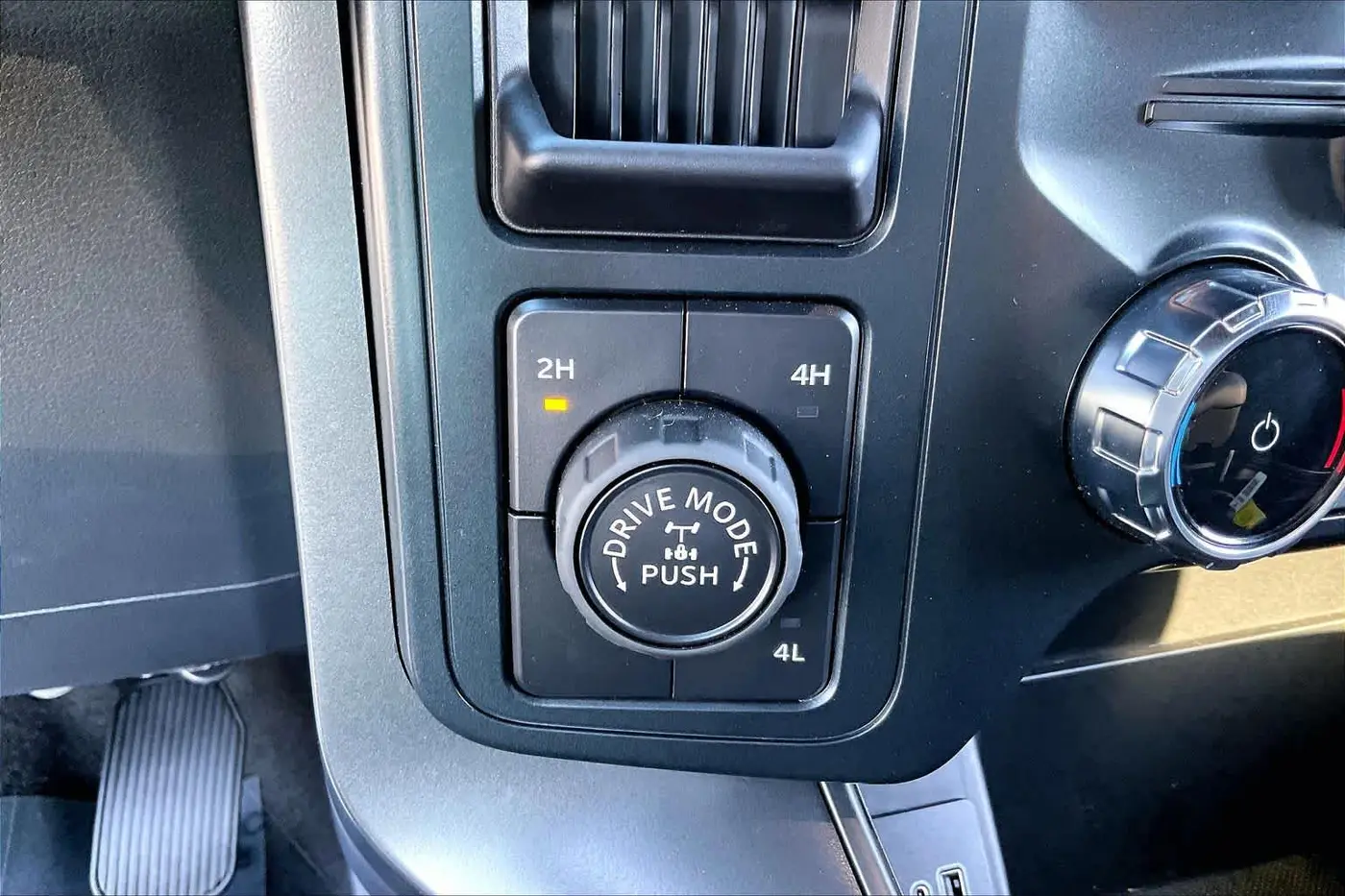 2026 Ford F-150 - $59,995