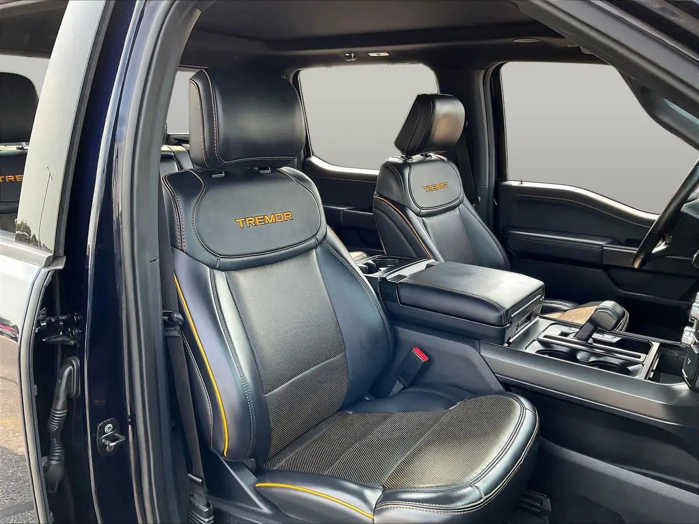 2025 Ford F-150 - $53,953