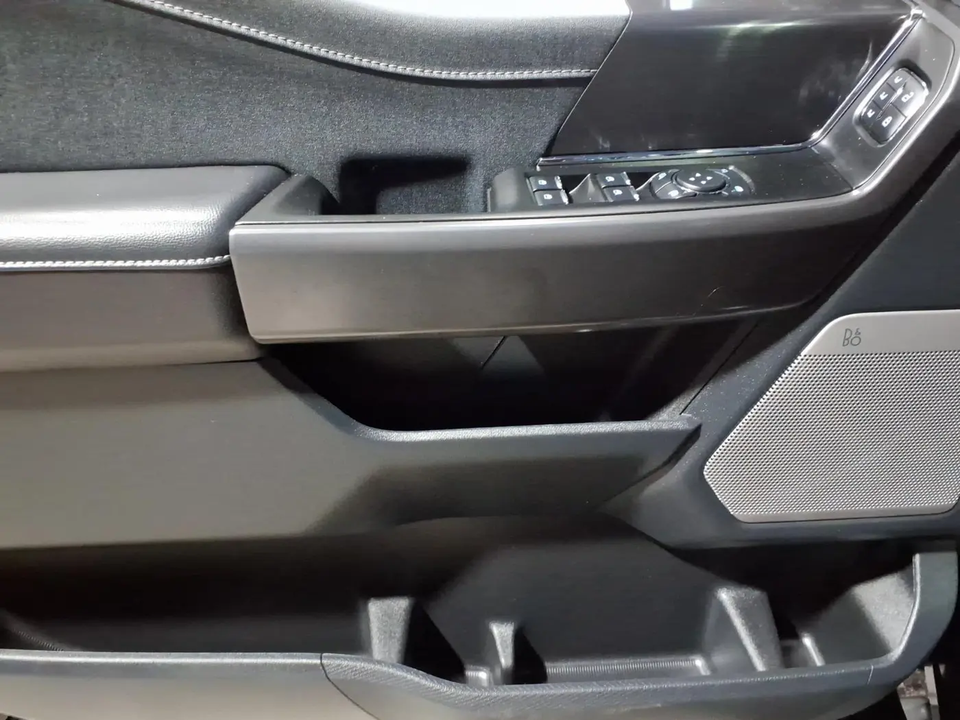 2025 Ford F-150 - $59,842