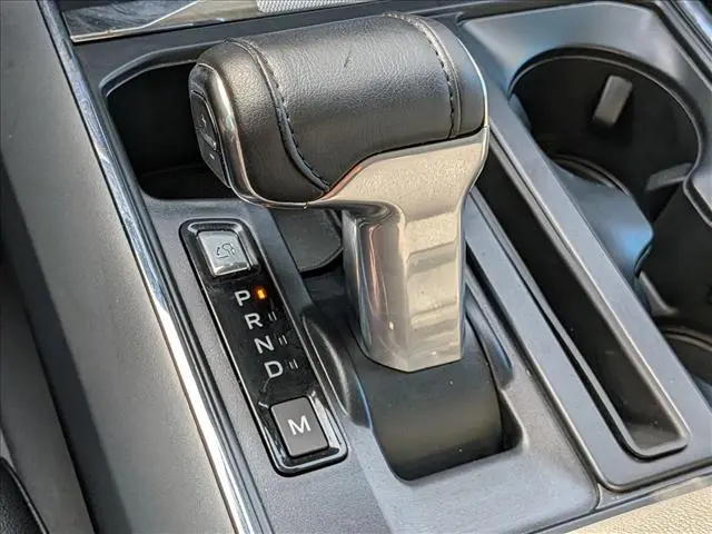 2025 Ford F-150 - $49,990