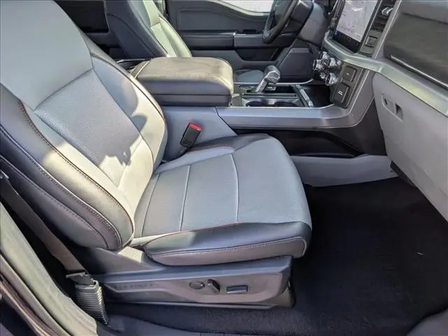 2025 Ford F-150 - $49,990