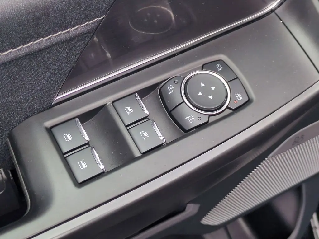 2025 Ford F-150 - $59,204