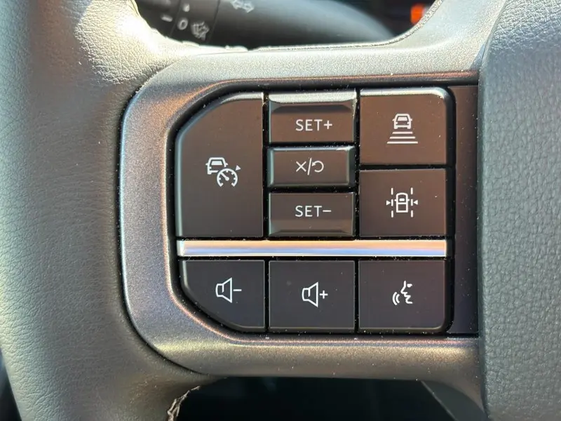 2025 Ford F-150 - $52,995