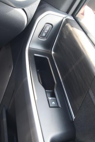 2025 Ford F-150 - $52,885