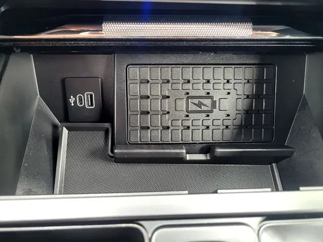 2025 Ford F-150 - $61,644