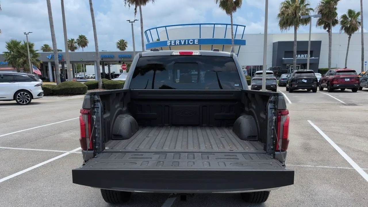 2025 Ford F-150 Lariat