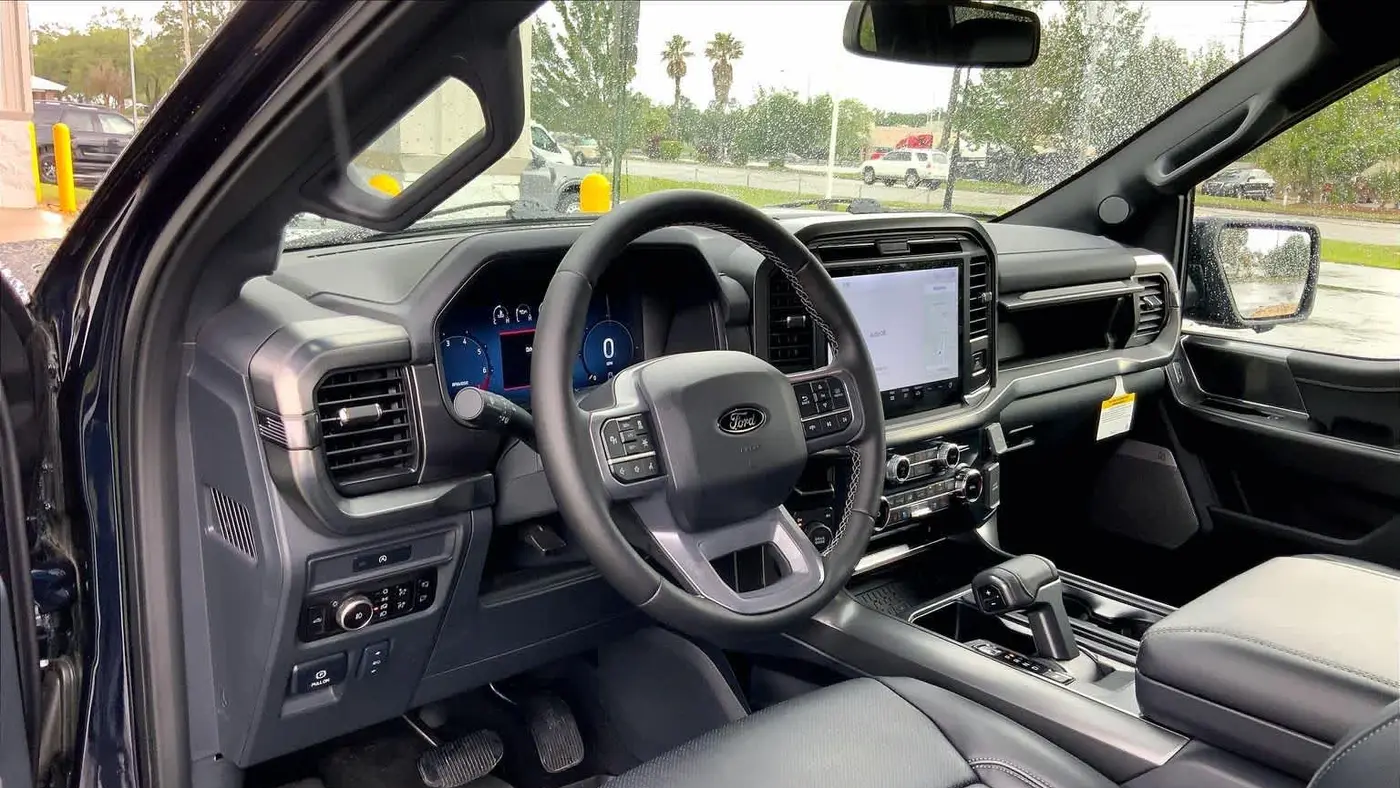 2025 Ford F-150 Lariat