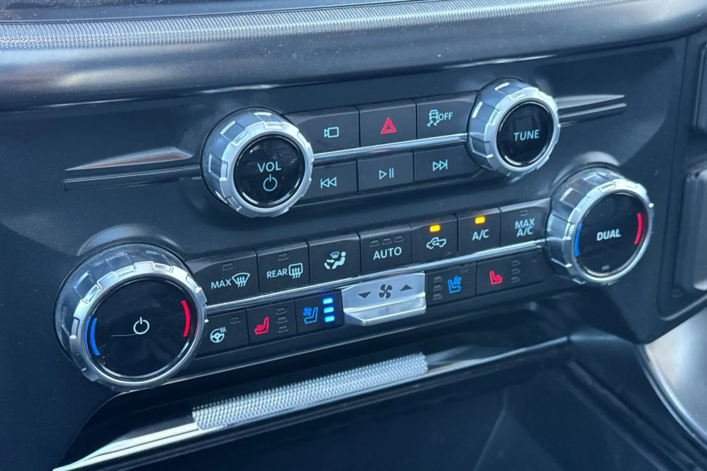 2025 Ford F-150 - $52,471