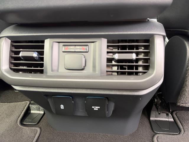 2024 Ford F-150 - $52,995