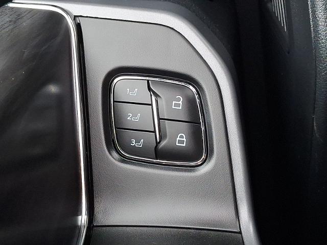 2025 Ford F-150 - $49,995