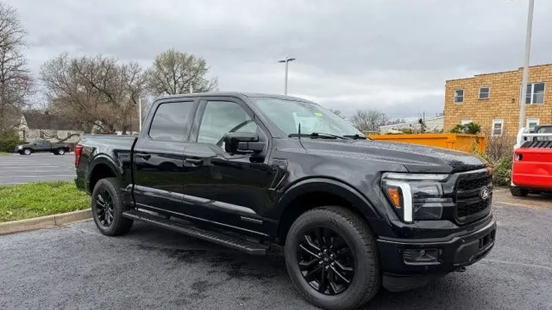2025 Ford F-150 Lariat