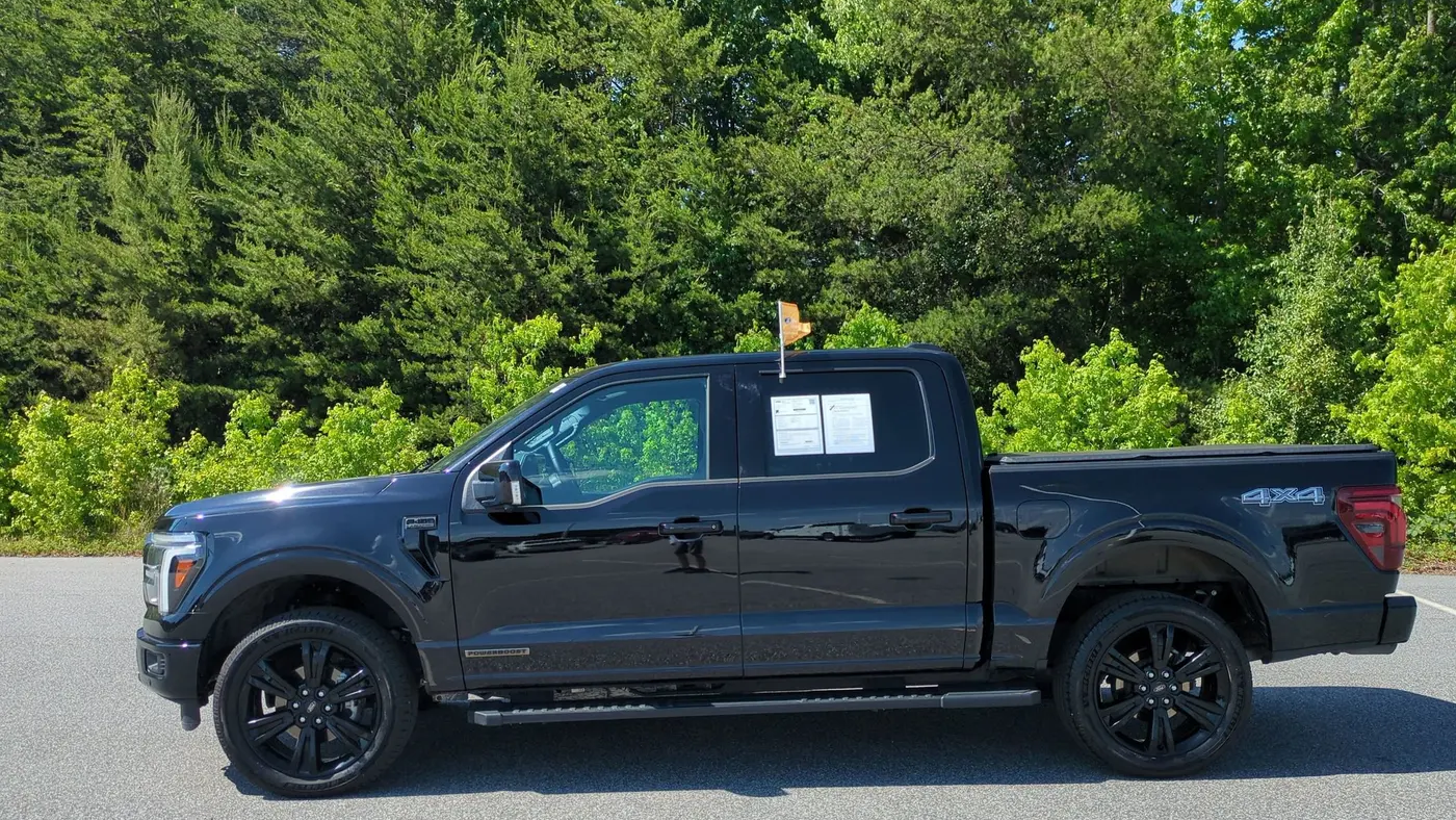 2025 Ford F-150 Lariat