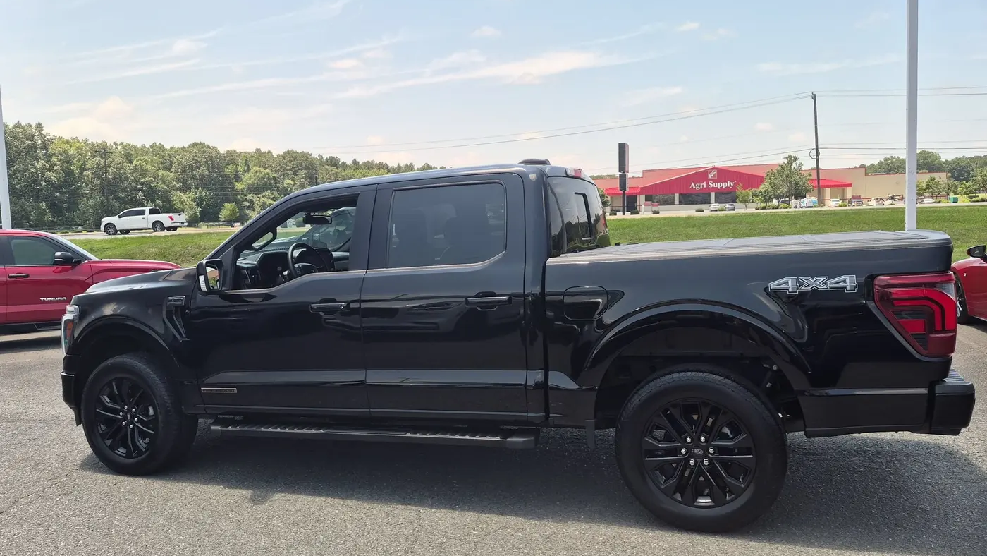 2025 Ford F-150 Lariat