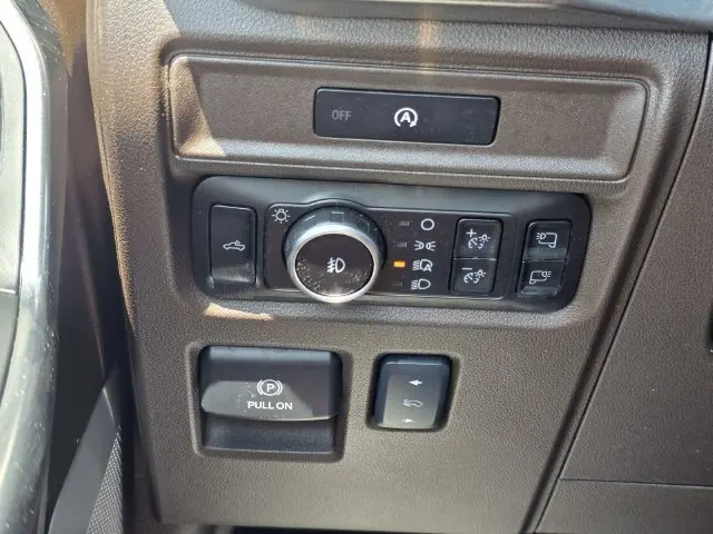 2025 Ford F-150 - $59,250