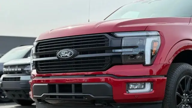 2025 Ford F-150 Platinum