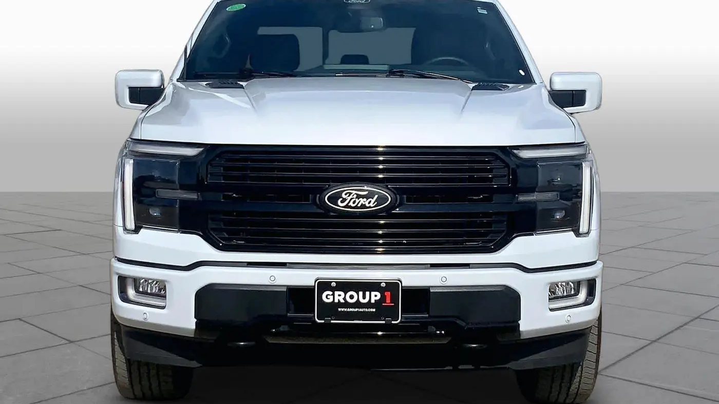 2025 Ford F-150 Platinum