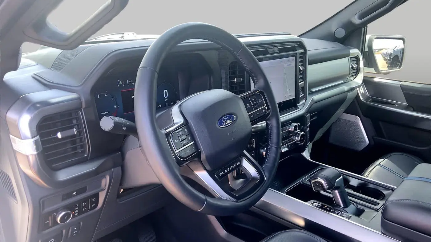 2025 Ford F-150 Platinum