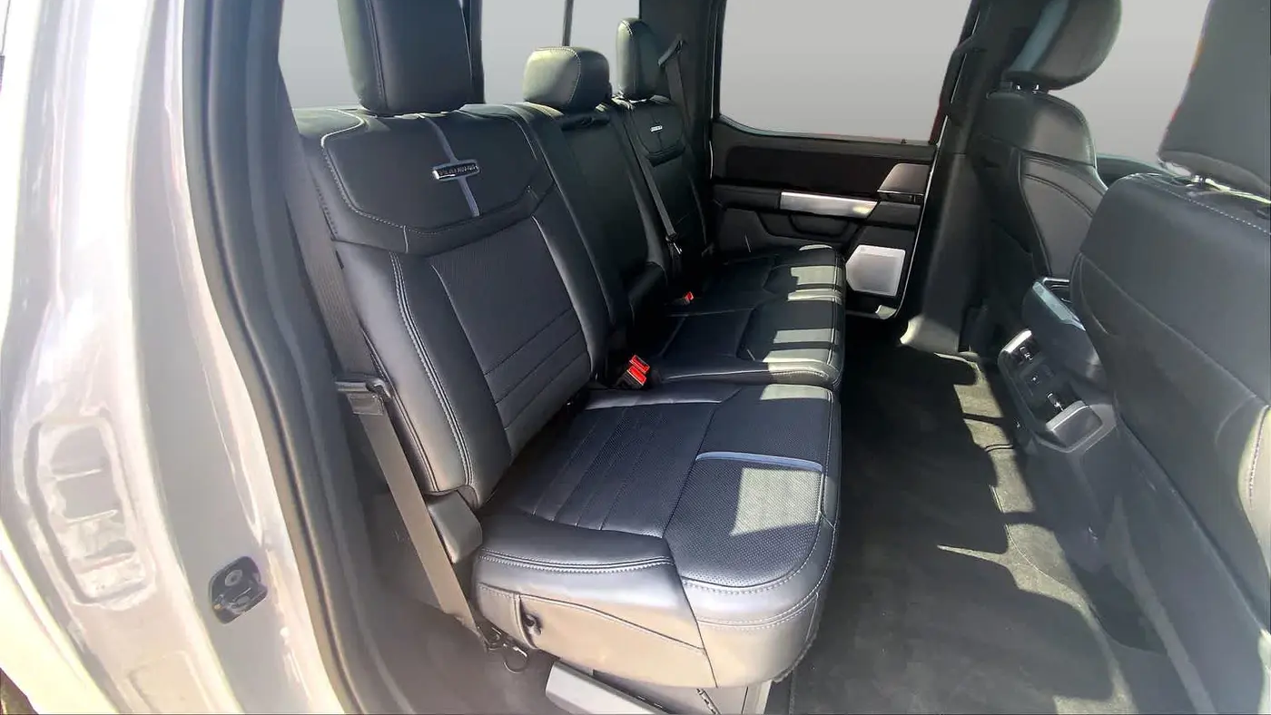 2025 Ford F-150 Platinum
