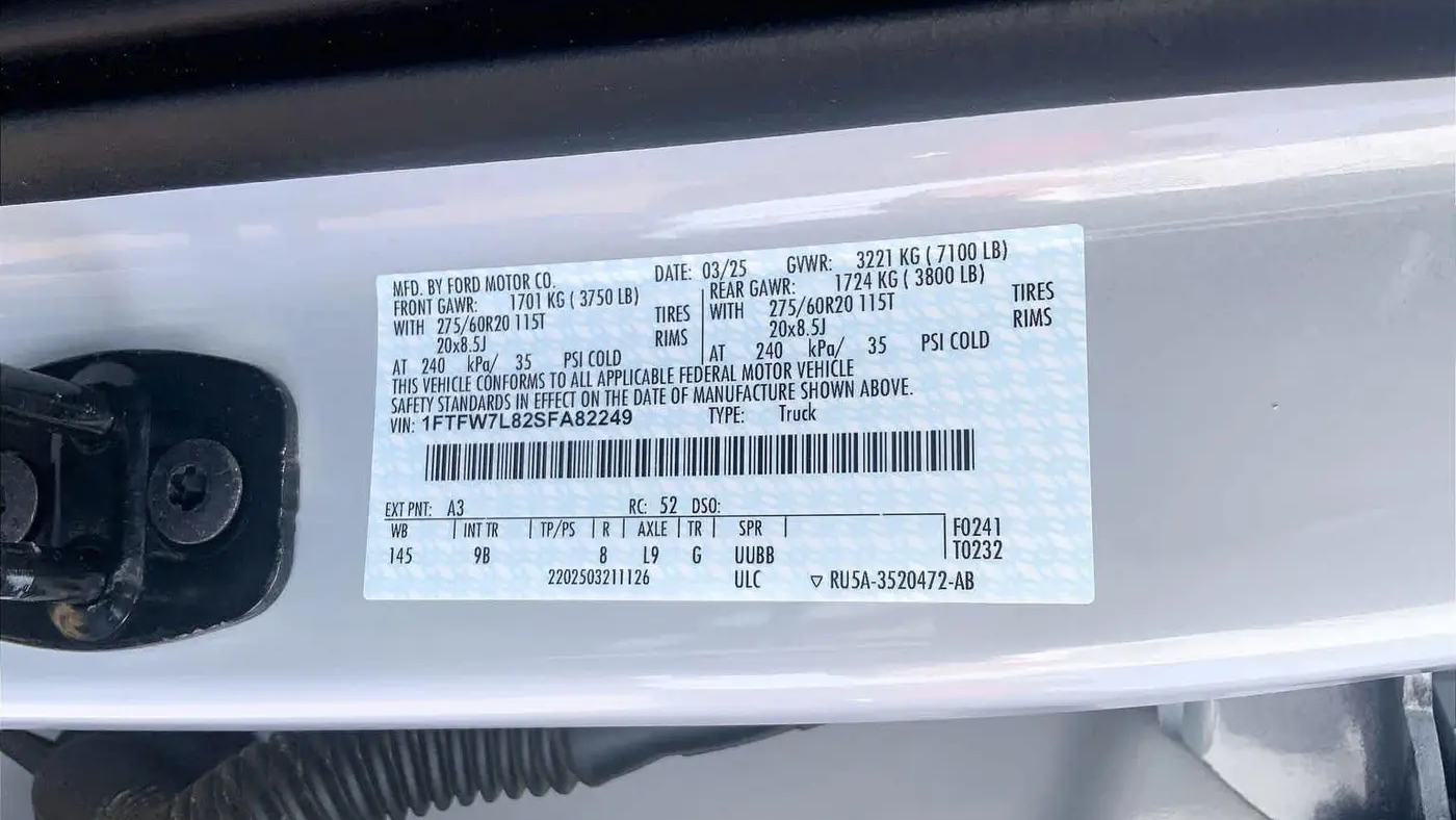 2025 Ford F-150 Platinum