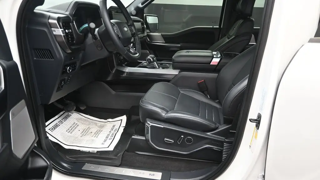 2025 Ford F-150 Platinum