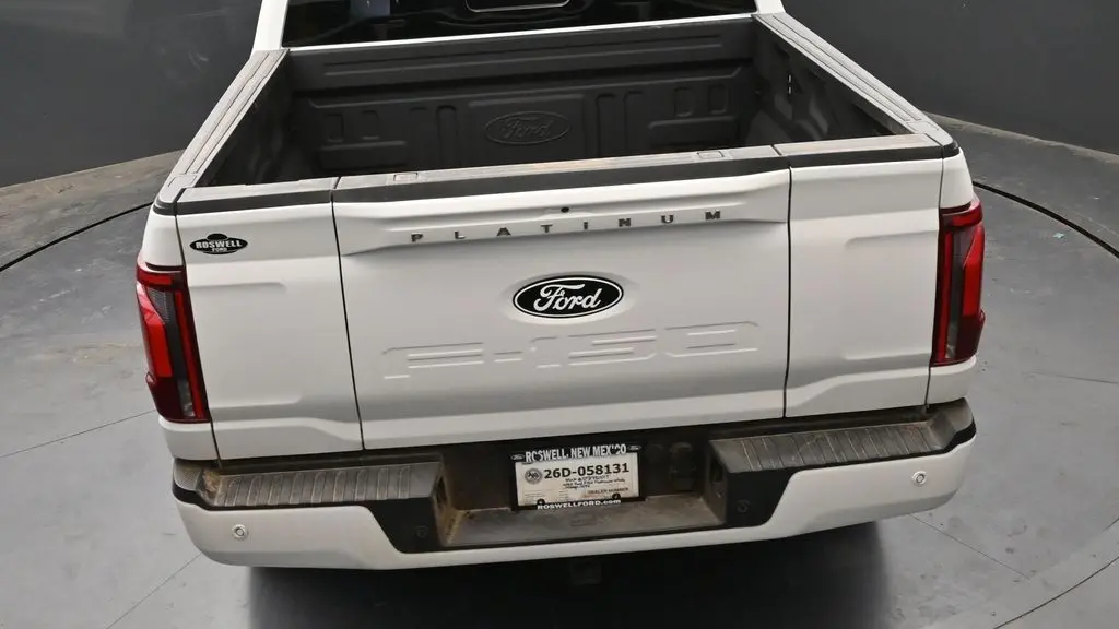 2025 Ford F-150 Platinum