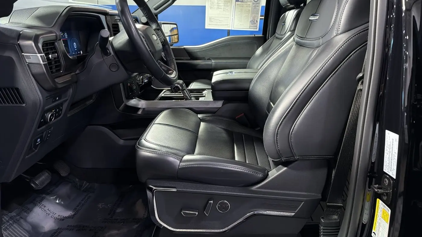 2025 Ford F-150 Platinum