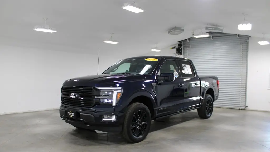 2025 Ford F-150 Platinum