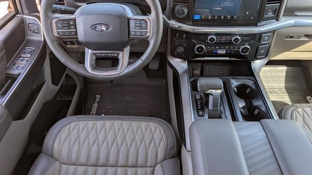 2025 Ford F-150 Platinum