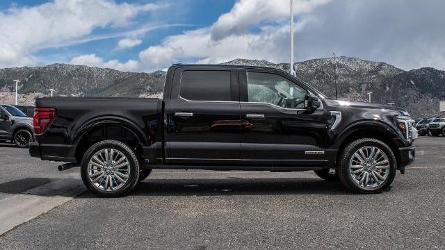 2025 Ford F-150 Platinum