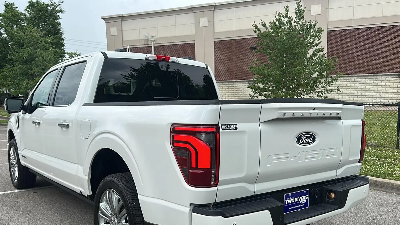 2025 Ford F-150 Platinum